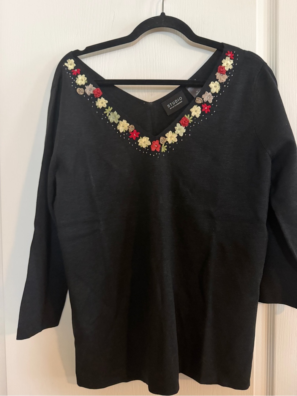 Vintage Studio by Liz 90’s V-Neck 3/4 Sleeve Sweater w/Floral RibbonTrim. Sz 1x